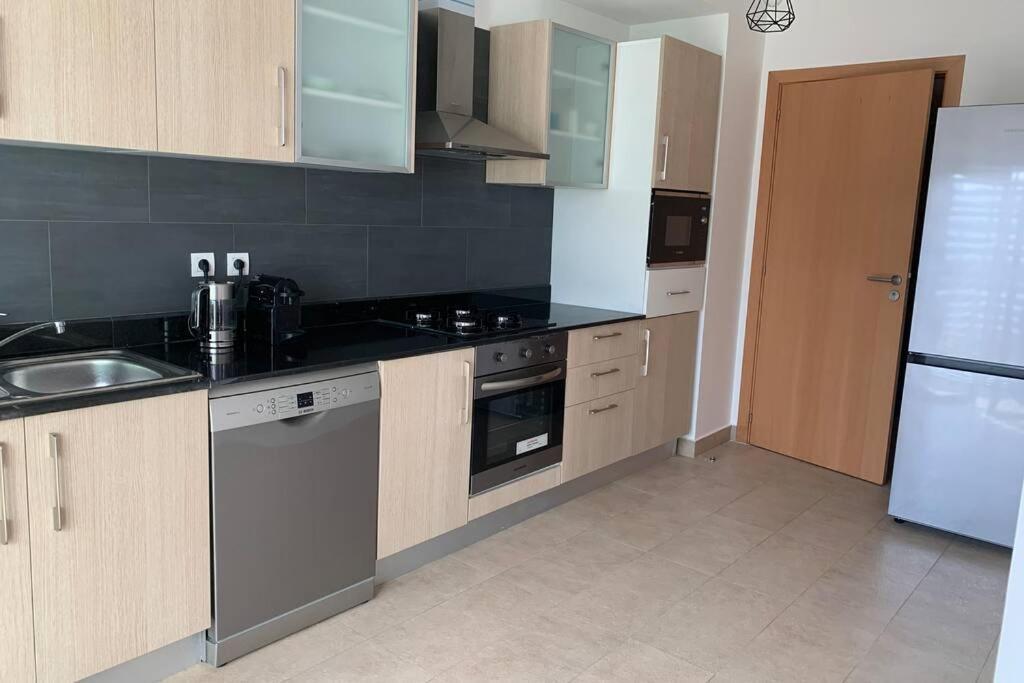 Appartement de Haut standing en résidence Agadir Esterno foto
